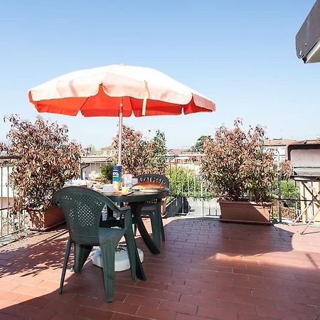 Ferienwohnung La Rondine Lucca Zimmer foto