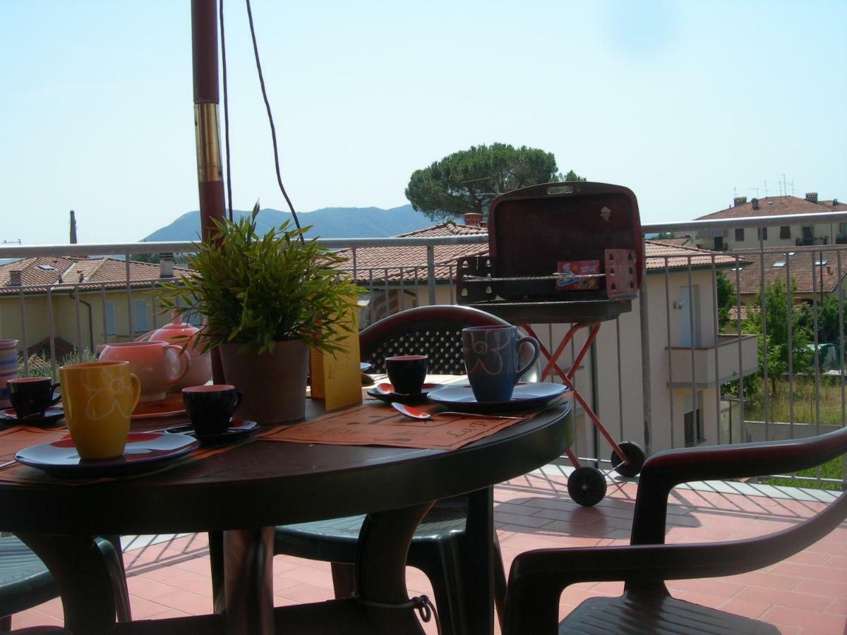 Ferienwohnung La Rondine Lucca Exterior foto